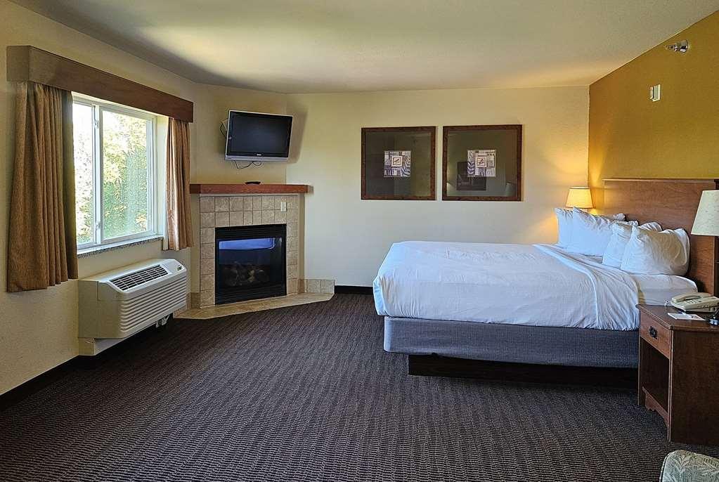 Americinn By Wyndham Fort Pierre Conference Center Room photo